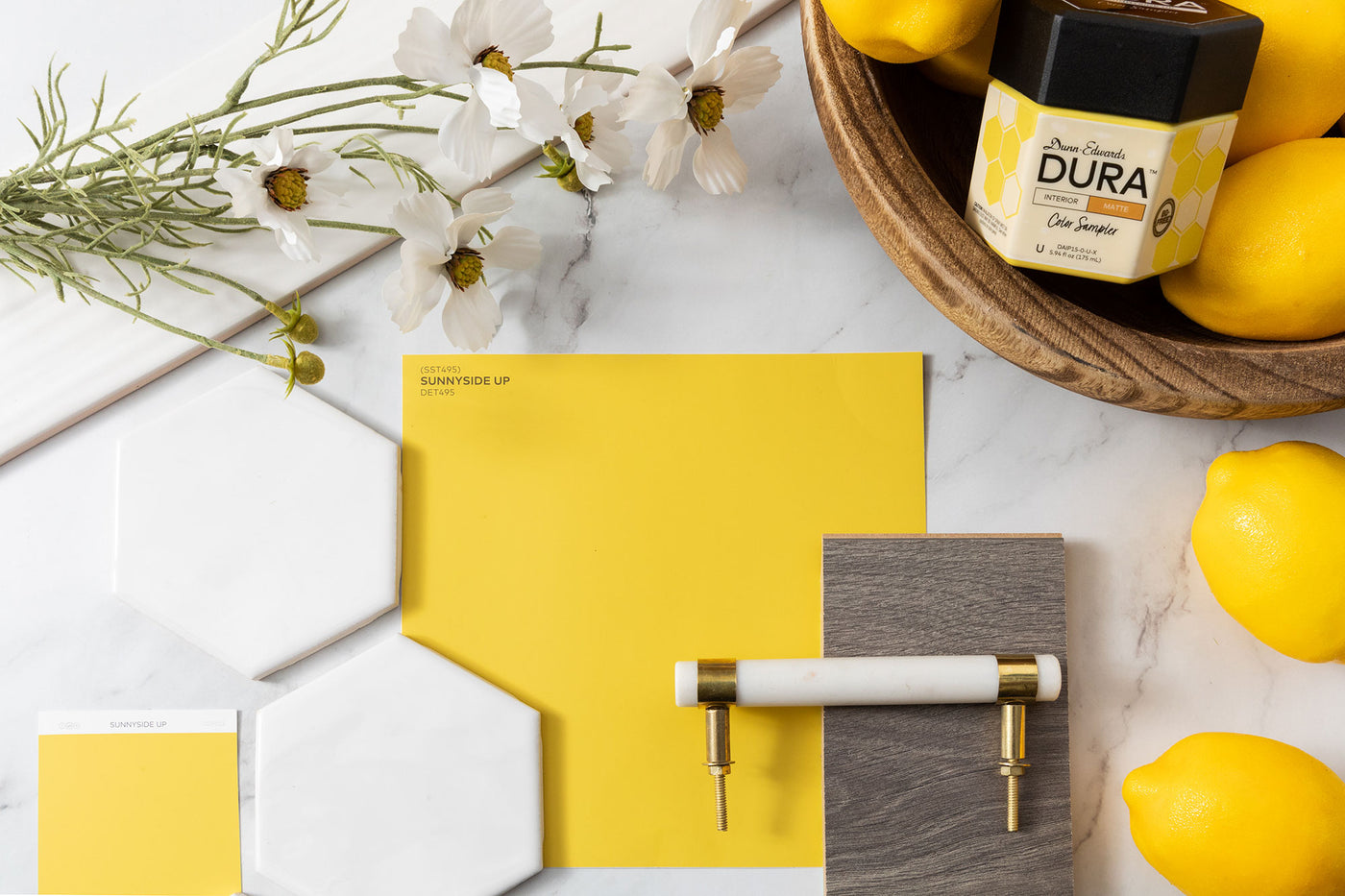 Looking to add some sunshine to your home decor? Check out these five yellow paint color combinations that will brighten up any room!